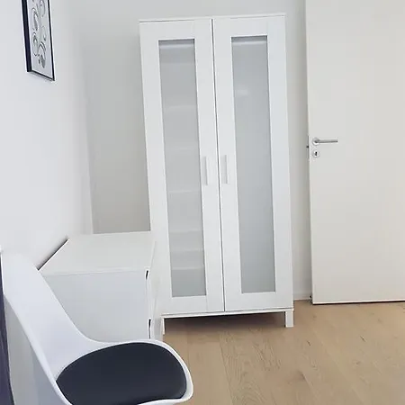 Apartment 4 In *